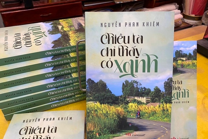 Khám phá một câu chuyện tình yêu đầy xúc cảm và những mối quan hệ phức tạp trong Chiều Tà Chỉ Thấy Cỏ Xanh. Một hành trình đầy cảm xúc chờ đón bạn.