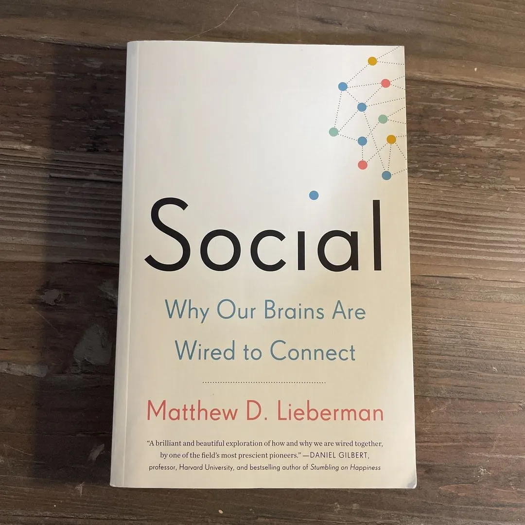 Social: Neuroscience unveils the power of human bonds.